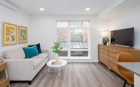 514 Federal Ave E, Seattle, WA 98102