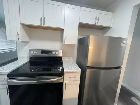 143 S 152nd St, Burien, WA 98148