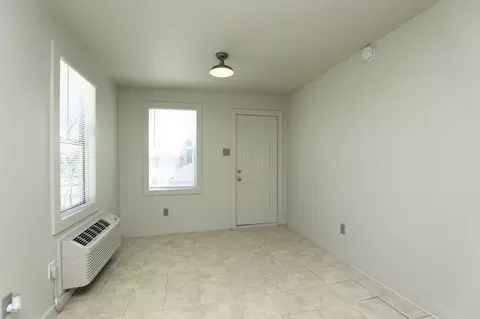 505 12 E 32nd St, Houston, TX 77018