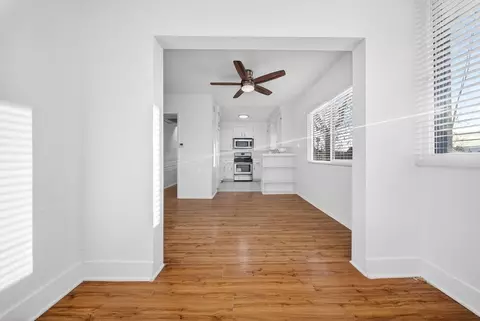 13860 Burbank Blvd, Los Angeles, CA 91401