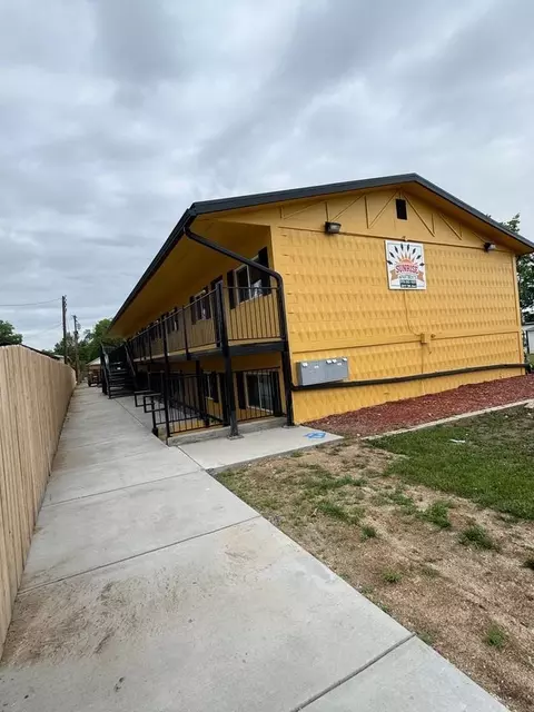 2011 5th Ave, Greeley, CO 80631 photo 2