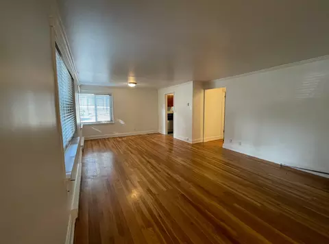 1205 Queen Anne Ave N, Seattle, WA 98109 photo 11