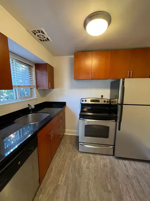 1205 Queen Anne Ave N, Seattle, WA 98109 photo 14