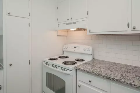 3477 Cliff Ter S, Birmingham, AL 35205 photo 8