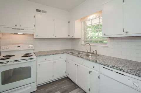 3477 Cliff Ter S, Birmingham, AL 35205 photo 6