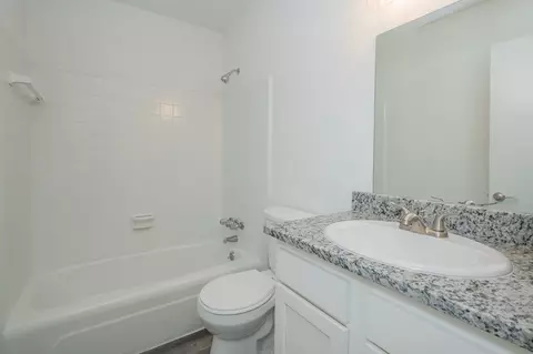 3477 Cliff Ter S, Birmingham, AL 35205 photo 3