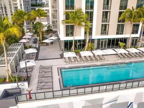 3811 Shipping Ave, Miami, FL 33146 photo 27