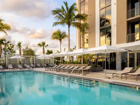3811 Shipping Ave, Miami, FL 33146 photo 25