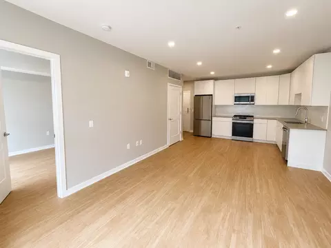 2210 Wisconsin Ave NW, Washington, DC 20007 photo 7