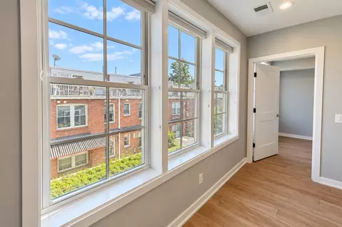 2210 Wisconsin Ave NW, Washington, DC 20007 photo 4