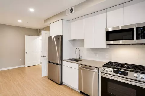 2210 Wisconsin Ave NW, Washington, DC 20007 photo 31
