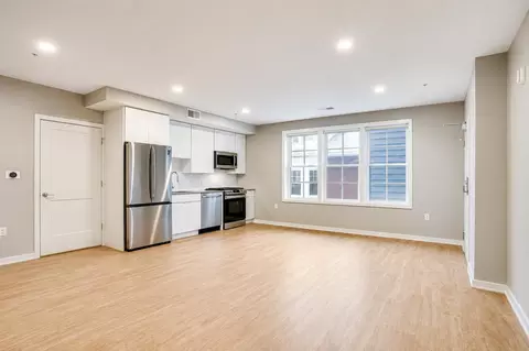 2210 Wisconsin Ave NW, Washington, DC 20007 photo 27