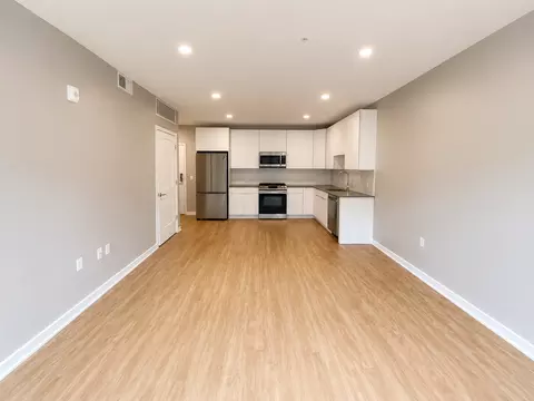 2210 Wisconsin Ave NW, Washington, DC 20007 photo 6