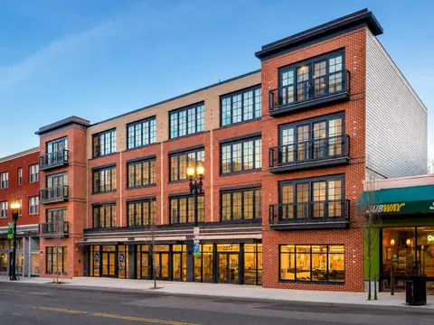 2210 Wisconsin Ave NW, Washington, DC 20007 photo 14