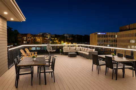 2210 Wisconsin Ave NW, Washington, DC 20007 photo 24