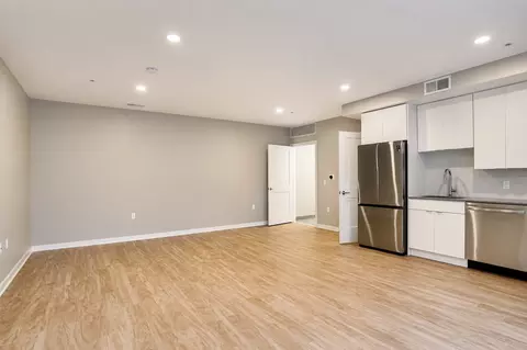 2210 Wisconsin Ave NW, Washington, DC 20007 photo 29