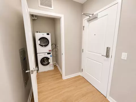 2210 Wisconsin Ave NW, Washington, DC 20007 photo 8