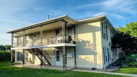 4215 N Church Way, Louisville, KY 40207