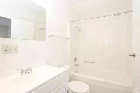 Pomona Dr, Champaign, IL 61822 photo 19