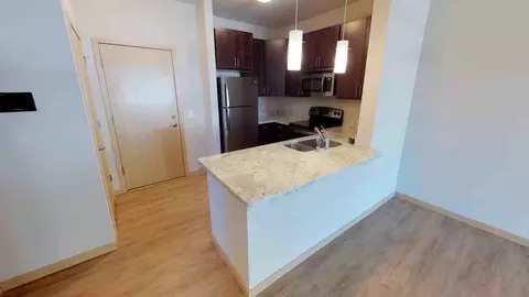 902 Drake St, Madison, WI 53715