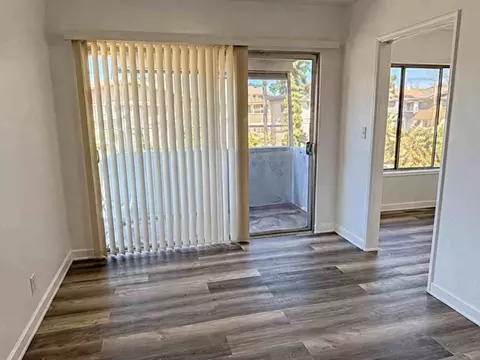 8816 Tobias Ave, Los Angeles, CA 91402