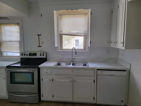 6 Monument Dr, Williamsburg, VA 23185 photo 4