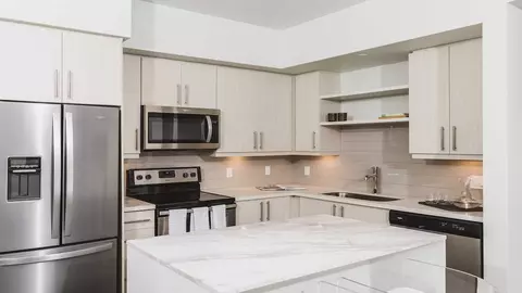 455 NE 24th St, Miami, FL 33137 photo 3