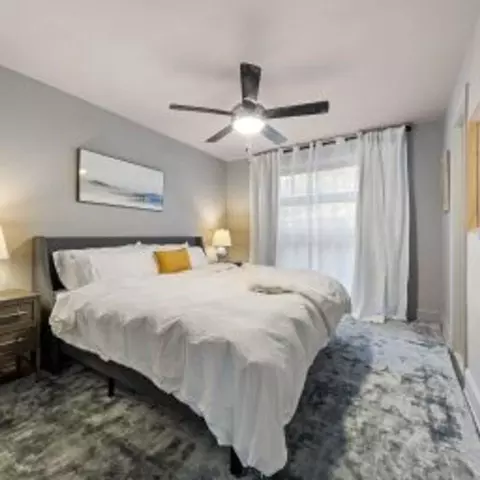 6011 Gaston Ave, Dallas, TX 75214