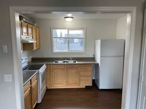 341 SE 2nd Ave, Canby, OR 97013