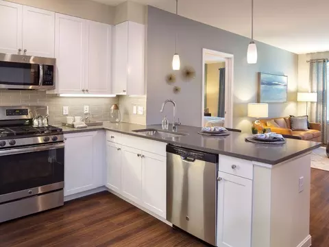 229 Quarry St, Quincy, MA 02169 photo 3