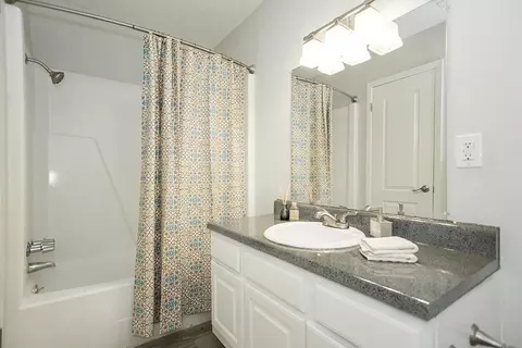 2101 W Anderson Ln, Austin, TX 78757