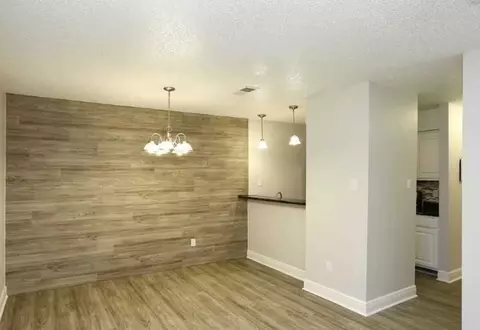 2101 W Anderson Ln, Austin, TX 78757 photo 5