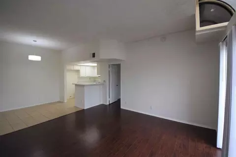 11416 Albers St, Los Angeles, CA 91601