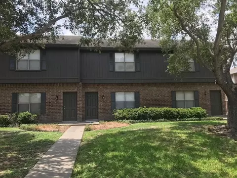 5501 Burnham Dr, Corpus Christi, TX 78413