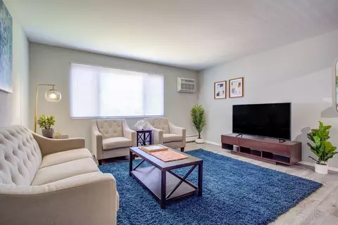 725 W Bode Cir, Hoffman Estates, IL 60169 photo 5