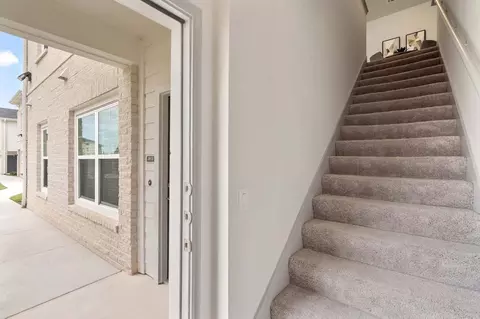 1101 Halsey Dr, Leander, TX 78641 photo 19