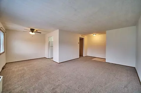 25701 Lake Shore Blvd, Euclid, OH 44132