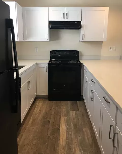 500 Red Table Dr, Gypsum, CO 81637