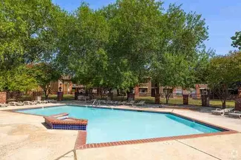 1805 Aquarena Springs Dr, San Marcos, TX 78666