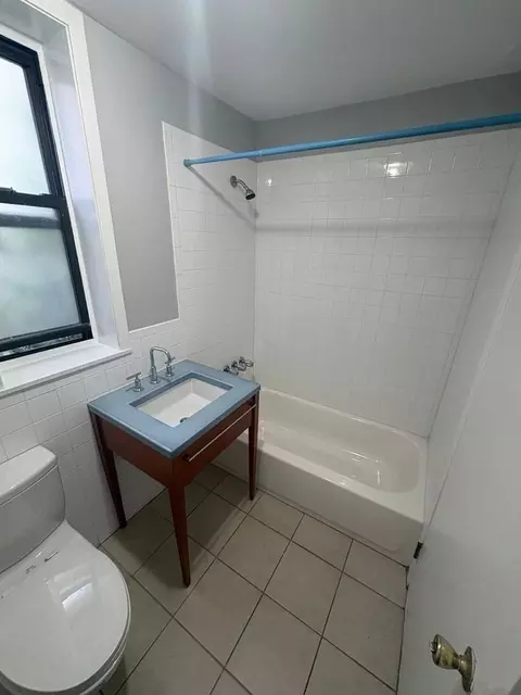 280 Hawthorne Ave, Yonkers, NY 10705