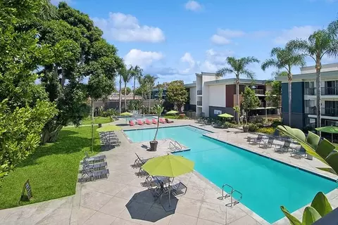 2235 W Broadway, Anaheim, CA 92804 photo 3