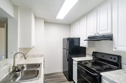 2235 W Broadway, Anaheim, CA 92804 photo 57