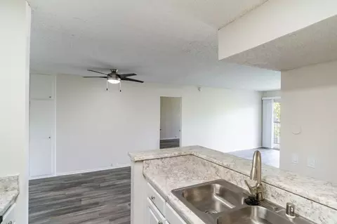2235 W Broadway, Anaheim, CA 92804 photo 59