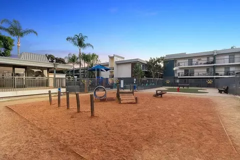 2235 W Broadway, Anaheim, CA 92804 photo 37