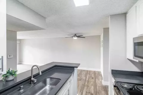 2235 W Broadway, Anaheim, CA 92804 photo 45