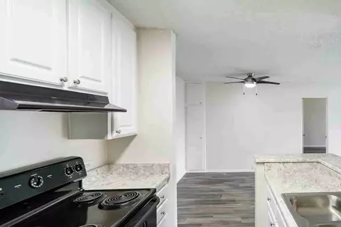 2235 W Broadway, Anaheim, CA 92804 photo 58