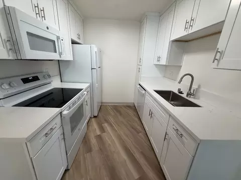 4231 Voltaire St, San Diego, CA 92107