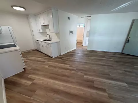 4231 Voltaire St, San Diego, CA 92107