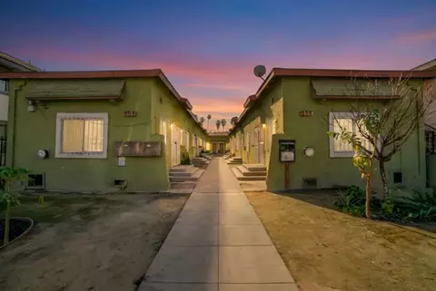 606 W 81st St, Los Angeles, CA 90044