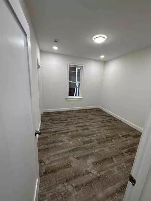 98 George St, Boston, MA 02119 photo 10